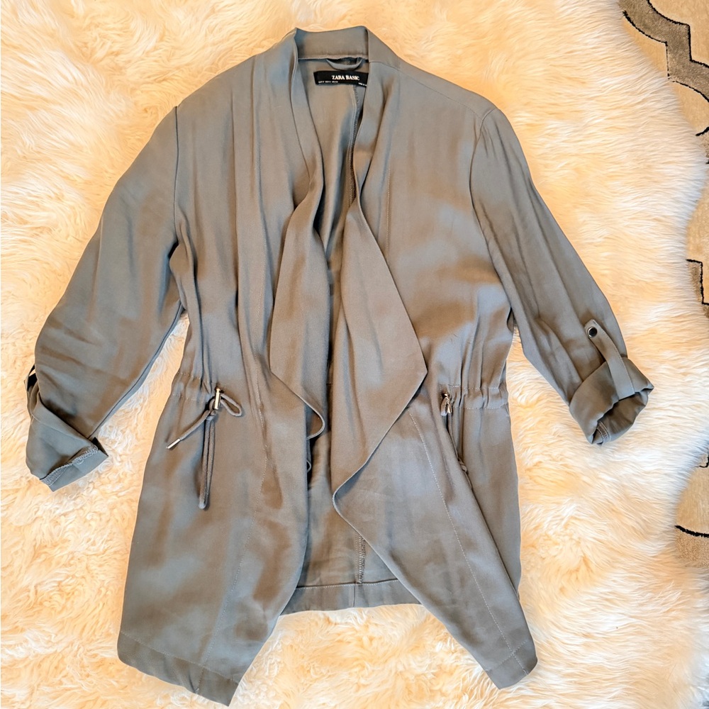 Zara Women's Elegant Gray Trench Coat